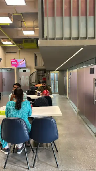Healic Hospital - Gurgaon - Crowded Waiting Area